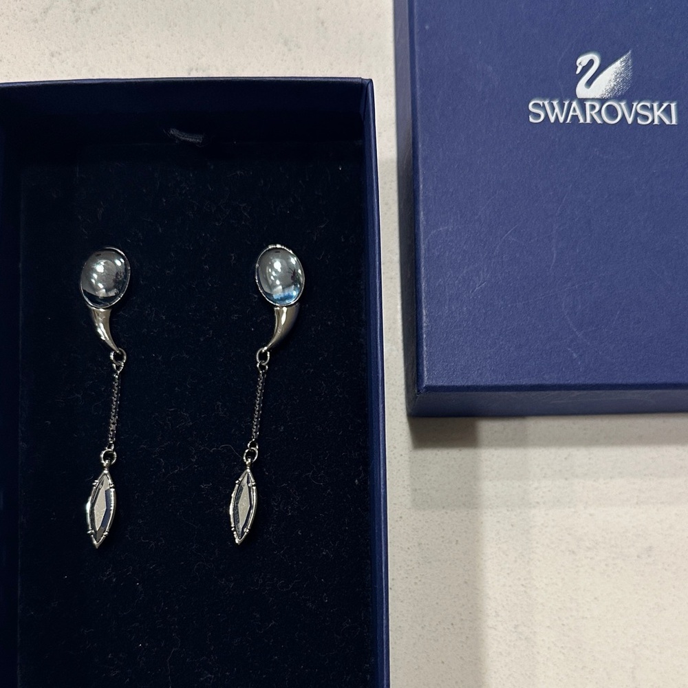 Swarovski Gunmetal Tone Earrings with Chain